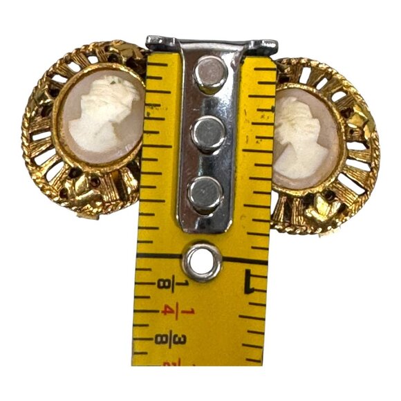 Vintage Gold Tone Cameo Brooch & Earring Set Victorian Style Revival Jewelry - Picture 6 of 9